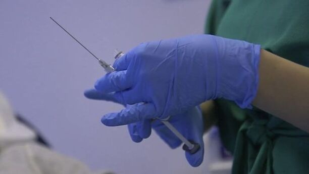 Injections to enlarge the glans penis